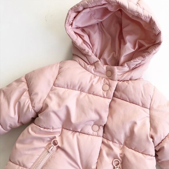 Zara pink hooded puffer coat GUC 6-9 months - Picture 2 of 7
